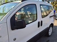 Usata Peugeot Bipper 75 CV (55 kW) 2013 Bianco Monovolume