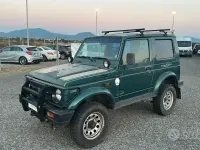 Usata Suzuki Samurai 69 CV (50 kW) 1998 Verde SUV