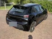 Usata Peugeot 208 Active 102 CV (75 kW) 2022 Nero Utilitaria