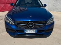 Usata Mercedes C250 204 CV (150 kW) 2018 Blu Station wagon