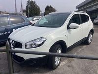 Usata Nissan Qashqai Tekna 150 CV (110 kW) 2012 Bianco SUV