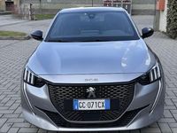 Usata Peugeot 208 GT-line 101 CV (74 kW) 2020 Argento Utilitaria