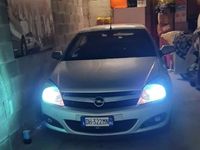 usata Opel Astra Cabriolet Twintop 1.9 cdti Cosmo 6m