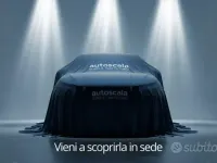 Usata Renault Captur Intens 94 CV (69 kW) 2022 Blu SUV