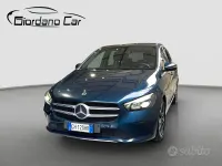 Usata Mercedes B180 Business 116 CV (85 kW) 2021 Blu Monovolume
