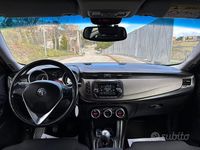 Usata Alfa Romeo Giulietta 120 CV (88 kW) 2015 Nero Utilitaria