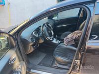 Usata Lancia Delta 120 CV (88 kW) 2013 Marrone Utilitaria