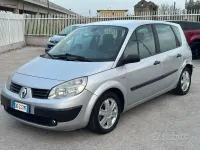 Usata Renault Scenic E-Tech Dynamique 106 CV (77 kW) 2006 Grigio Monovolume