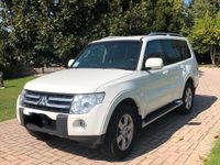 usata Mitsubishi Pajero station wagon