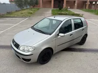 Usata Fiat Punto Dynamic 60 CV (44 kW) 2003 Argento Utilitaria