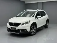 Usata Peugeot 2008 Allure 110 CV (80 kW) 2017 Bianco SUV
