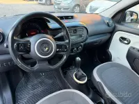 Usata Renault Twingo SE 69 CV (50 kW) 2015 Bianco Utilitaria