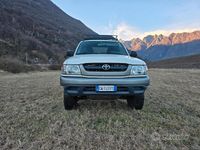 Usata Toyota HiLux 2005 Bianco Pick-up