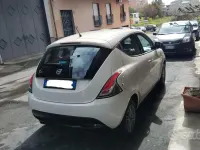 Usata Lancia Ypsilon 95 CV (69 kW) 2013 Bianco Utilitaria