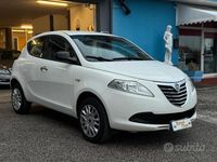 Usata Lancia Ypsilon Gold 85 CV (62 kW) 2014 Bianco Utilitaria