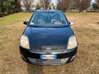 Usata Ford Fiesta S 89 CV (65 kW) 2007 Nero Utilitaria