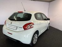 Usata Peugeot 208 Active 82 CV (60 kW) 2012 Bianco Utilitaria