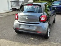 Usata Smart ForFour 71 CV (52 kW) 2017 Grigio Utilitaria