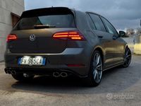 Usata VW Golf VII R 300 CV (220 kW) 2019 Grigio Utilitaria