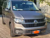 Usata VW Multivan Trendline 150 CV (110 kW) 2020 Grigio Monovolume