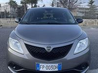 Usata Lancia Ypsilon Platinum 69 CV (50 kW) 2018 Grigio Utilitaria