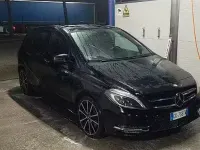 Usata Mercedes B220 175 CV (128 kW) 2013 Nero Utilitaria