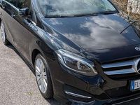 Usata Mercedes B200 Premium 136 CV (100 kW) 2017 Nero Utilitaria