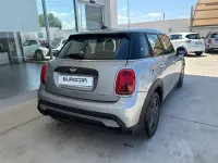 Usata Mini Cooper Essential 136 CV (100 kW) 2023 Grigio / gray Utilitaria