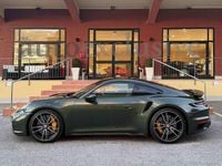 Usata Porsche 911 Turbo S 650 CV (478 kW) 2022 Oak green metallic Coupé
