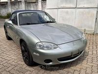 Usata Mazda MX5 110 CV (80 kW) 2003 Argento Cabrio