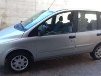 Usata Fiat Multipla Dynamic 92 CV (67 kW) 2005 Argento Monovolume