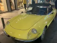 Usata Alfa Romeo Spider Veloce 132 CV (97 kW) 1970 Giallo Cabrio