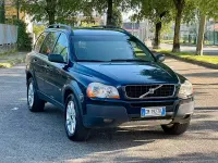 Usado Volvo XC90 163 HP (119 kW) 2004 Azul SUV