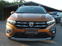Usata Dacia Sandero Essentiel 101 CV (74 kW) 2021 Oro Berlina