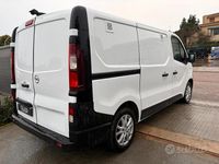 Usata Opel Vivaro 120 CV (88 kW) 2017 Bianco Monovolume