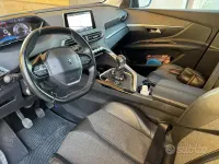 Usata Peugeot 3008 2019 Grigio SUV