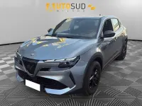Usata Alfa Romeo Junior 145 CV (106 kW) 2025 Grigio SUV