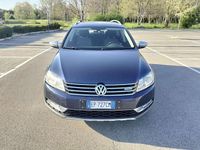 Usata VW Passat 177 CV (130 kW) 2013 Blu/azzurro Station wagon