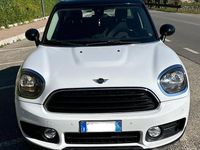 Usado Mini Cooper D Countryman Business 150 HP (110 kW) 2018 Branco SUV