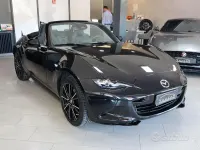 Usata Mazda MX5 Exclusive-Line 184 CV (135 kW) 2024 Nero Cabrio