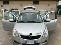 Usata Opel Agila 65 CV (47 kW) 2009 Grigio Utilitaria