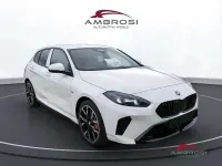 Nuova BMW 118 M Sport 150 CV (110 kW) 2026 Alpin white pastello Utilitaria