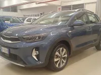 Usata Kia Stonic Urban 82 CV (60 kW) 2024 Smoke blu SUV