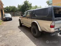 Usata Mitsubishi L200 100 CV (73 kW) 1998 Nero Pick-up
