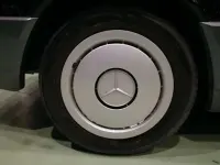 Usata Mercedes 190 122 CV (89 kW) 1989 Nero Berlina