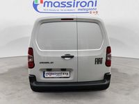 Usata Fiat Doblò 102 CV (75 kW) 2024 Bianco Monovolume
