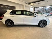 Usata VW Golf VIII Life 131 CV (96 kW) 2021 Bianco Berlina