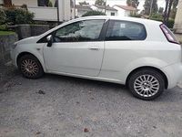 Usata Fiat Grande Punto 65 CV (47 kW) 2013 Bianco Utilitaria