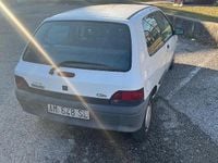 Usata Renault Clio 1996 Bianco Utilitaria