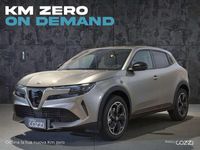 Uusi Alfa Romeo Junior Edizione Speciale 136 HP (100 kW) 2025 Hopea Katumaasturi
